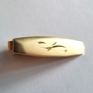 Vintage tie clip engraved design Gold tone metal